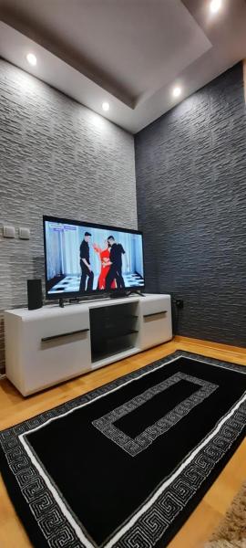 Apartman, preko puta Mone